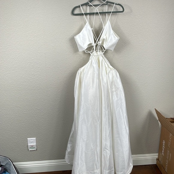 New Helen Oconnor Super Nova Modern Strappy Cutout Maxi Dress Wedding High Low 8 - Picture 8 of 14